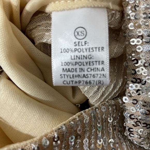 Sequins Crop Top
New - Picture 7 of 7